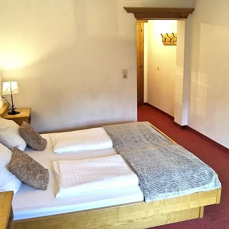فندق Gasthof Zum Schupfen 3*