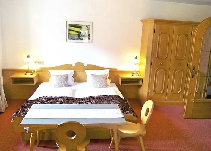 Otel Gasthof Zum Schupfen İnnsbruck