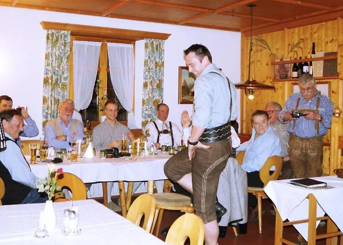 Gasthof Zum Schupfen 3*