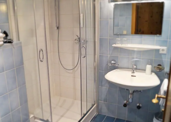 Gasthof Zum Schupfen Otel