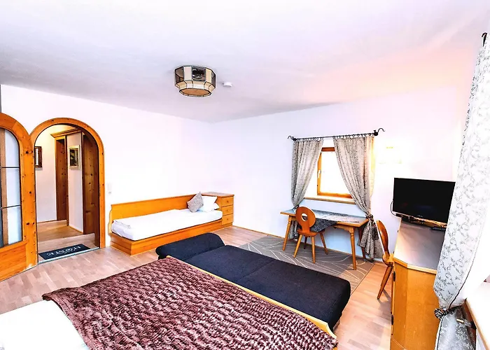 Otel Gasthof Zum Schupfen İnnsbruck